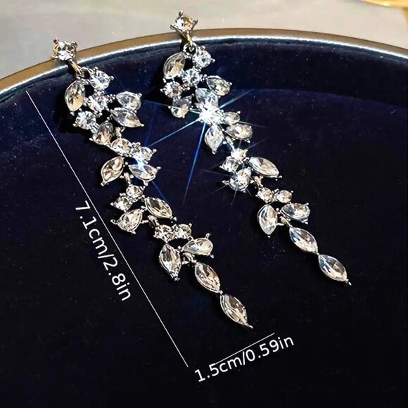 Earrings Rhinestone Dangle Drop Hollywood Glam Stylish Sparkle Elegant Formal - Picture 3 of 3